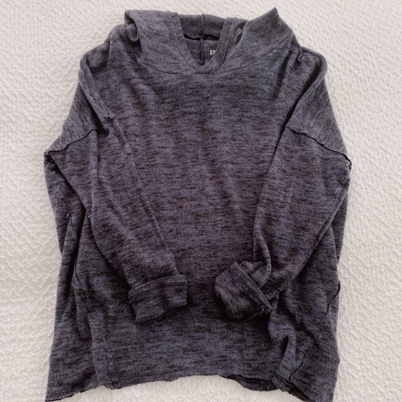 American Eagle Navy Blue Hooded Sweater - Picture 2 of 5